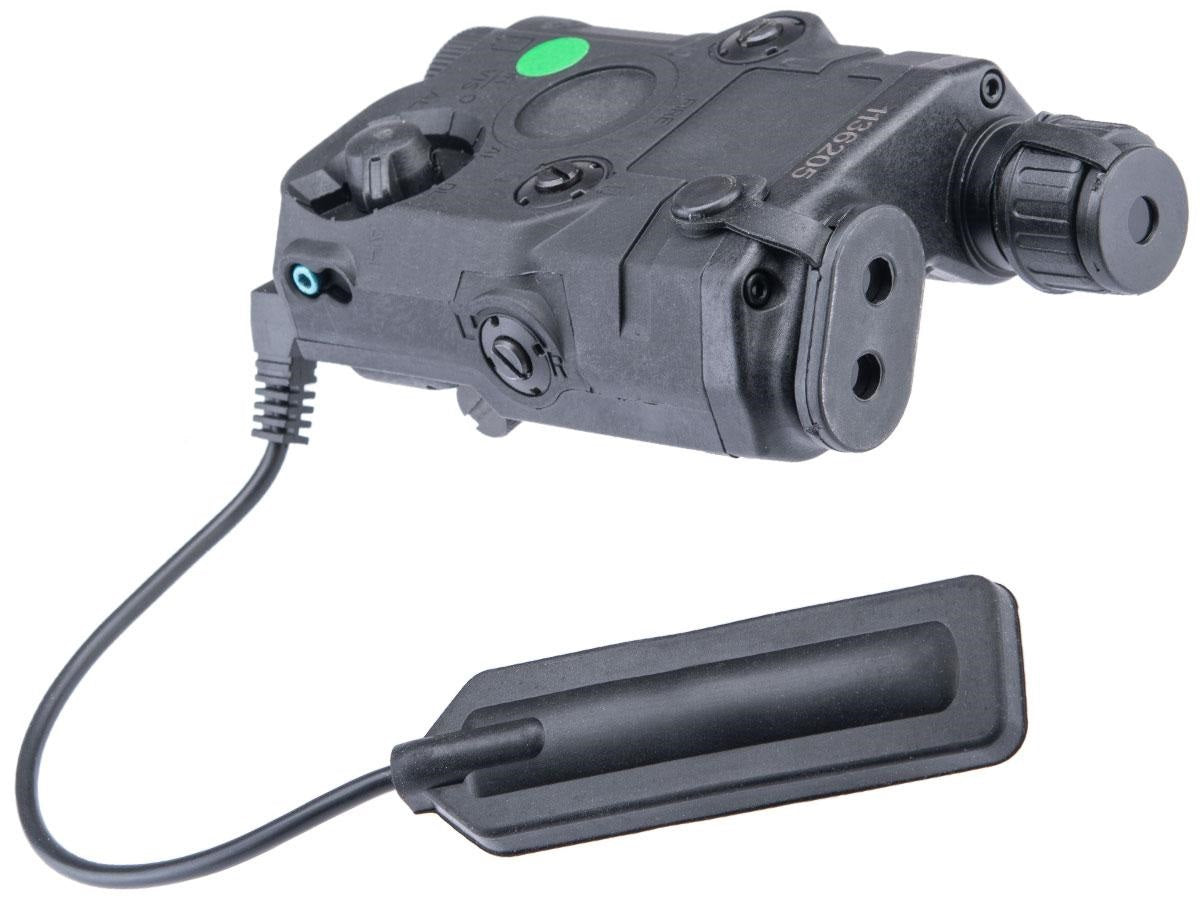 FMA PEQ-15 LA-5 Integrated Laser and Flash Light Device